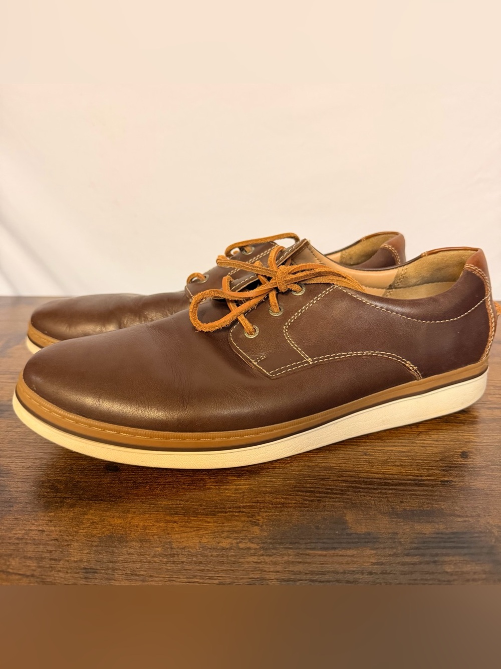 Johnston & Murphy Allister Brown Leather Shoes with Tan Laces